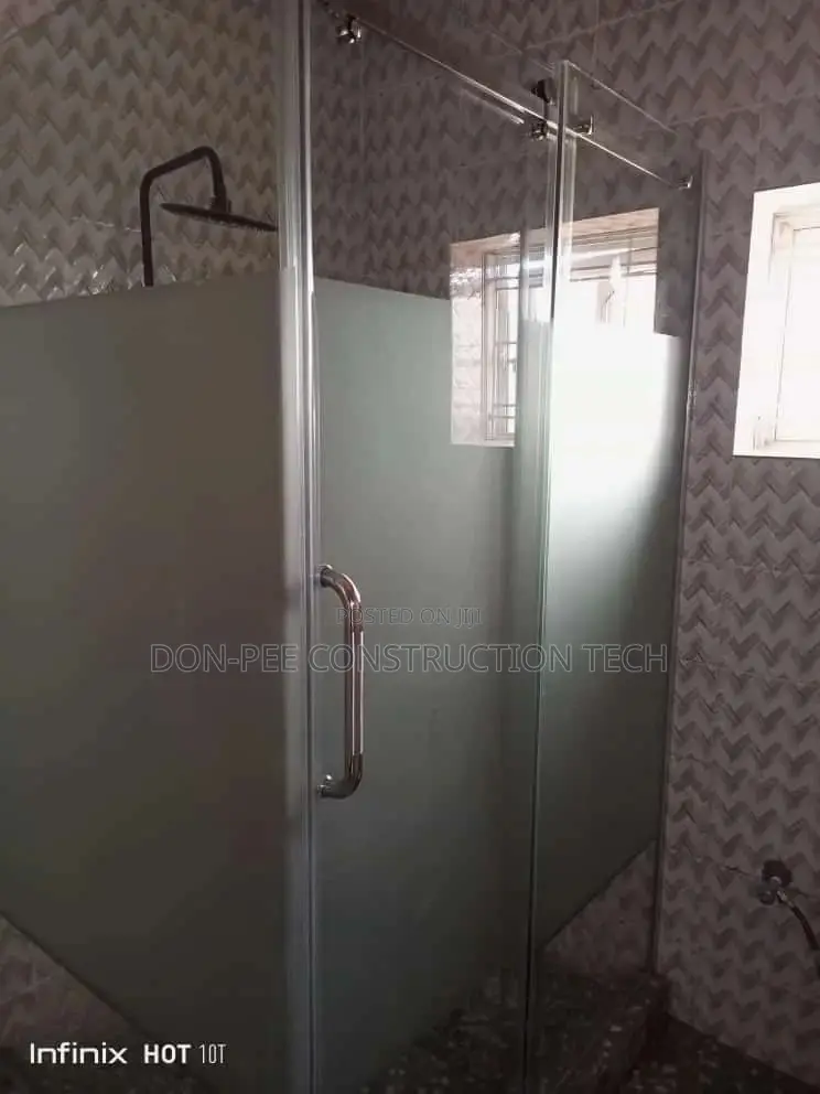 Shower Cubicle