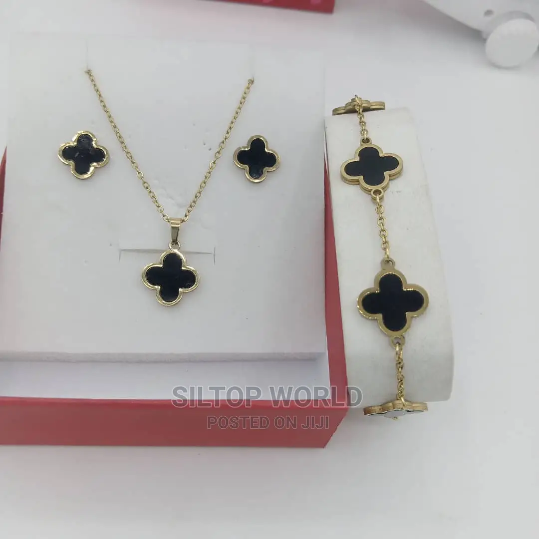 Unique Earrings, Pendant, Chain and Bracelet for Ladies