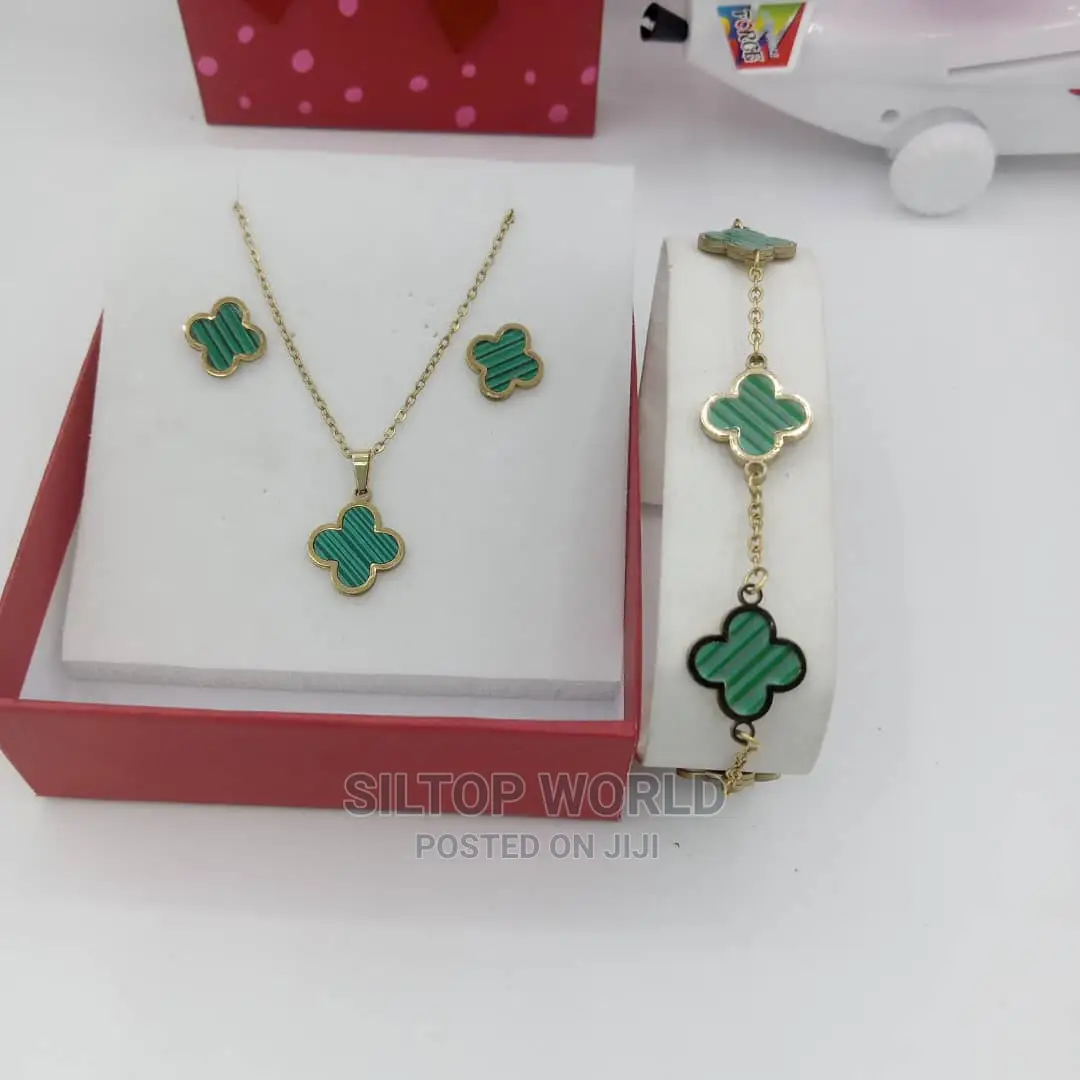 Unique Earrings, Pendant, Chain and Bracelet for Ladies