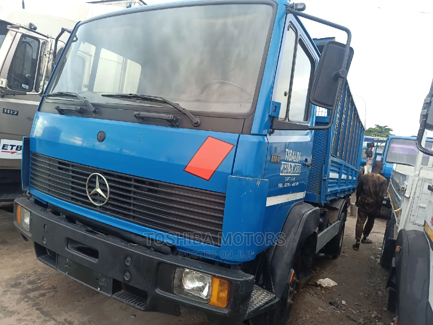 Mercedes Benz 814 2000 Model