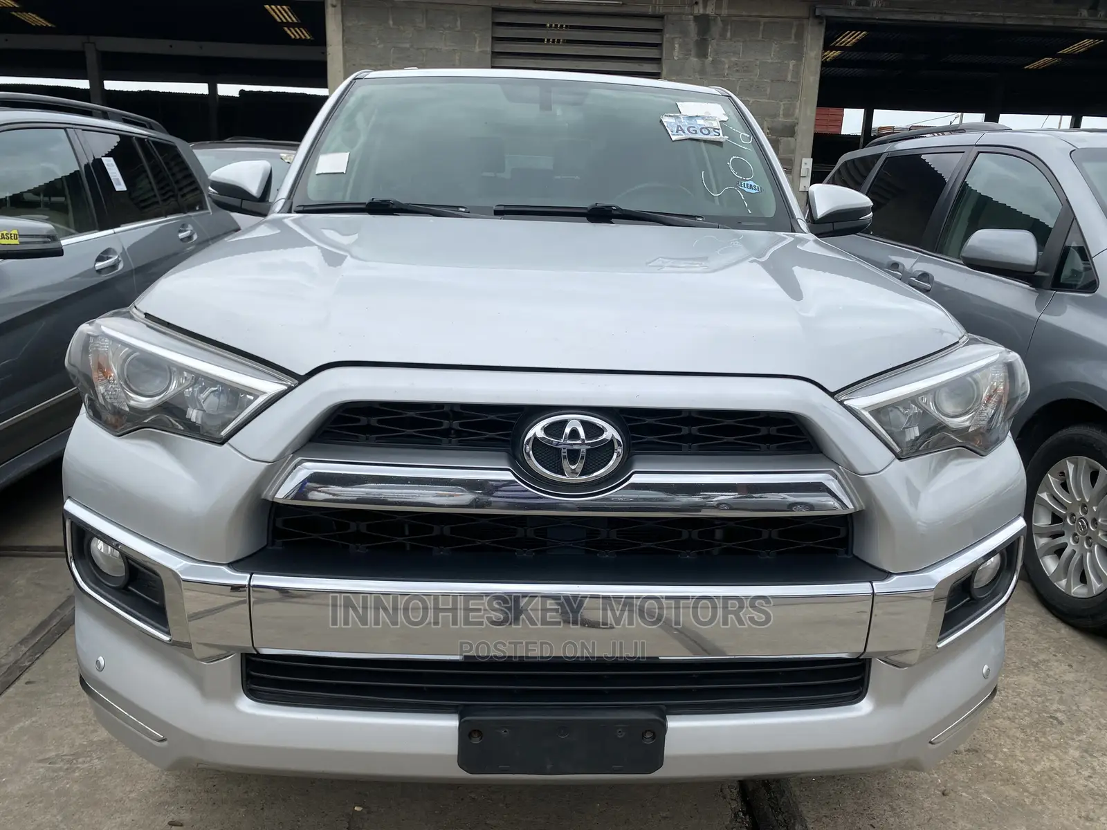 Toyota 4-Runner Limited 4dr SUV 4WD (4.0L 6cyl 5A) 2015 Silver