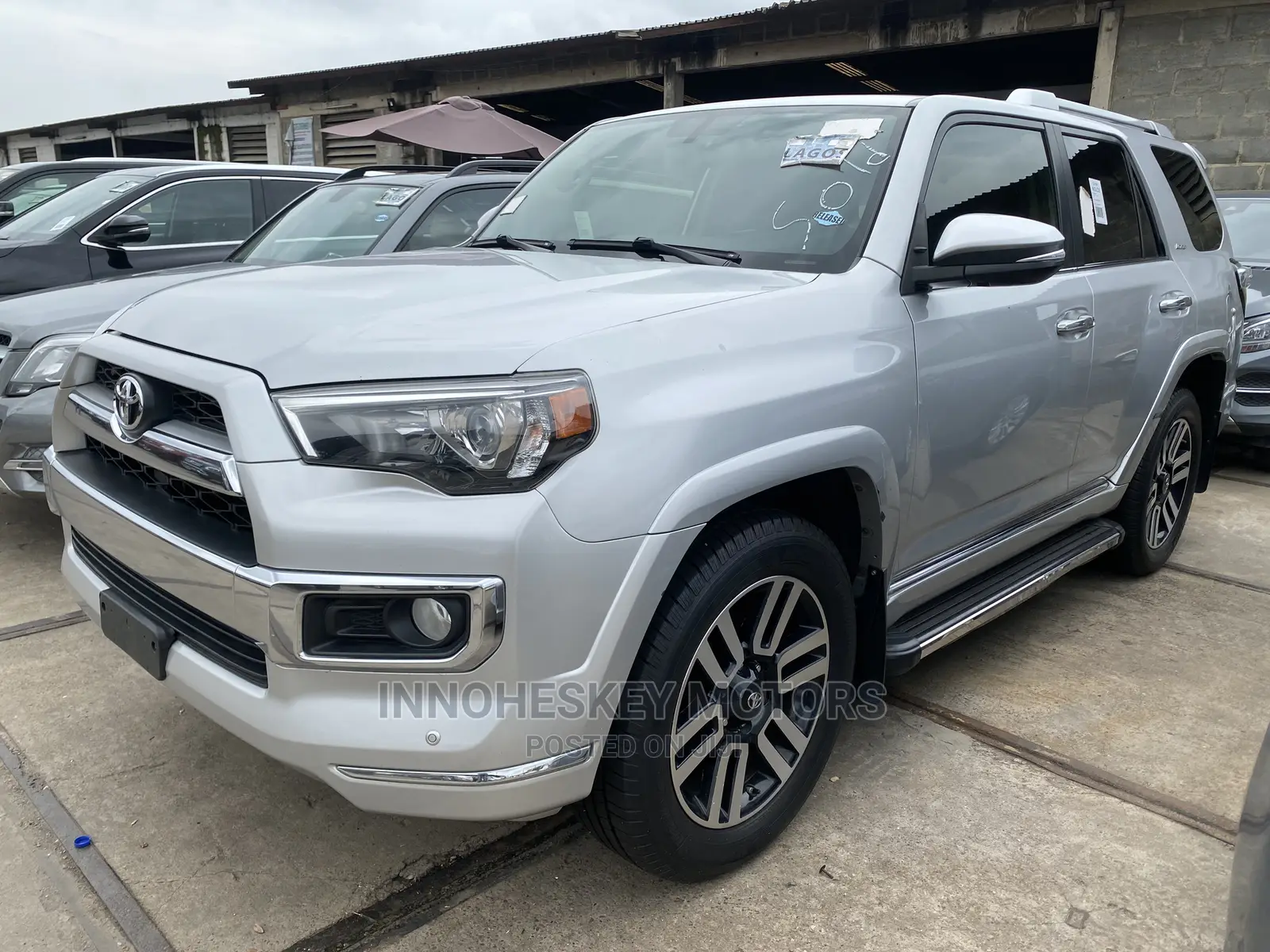 Toyota 4-Runner Limited 4dr SUV 4WD (4.0L 6cyl 5A) 2015 Silver