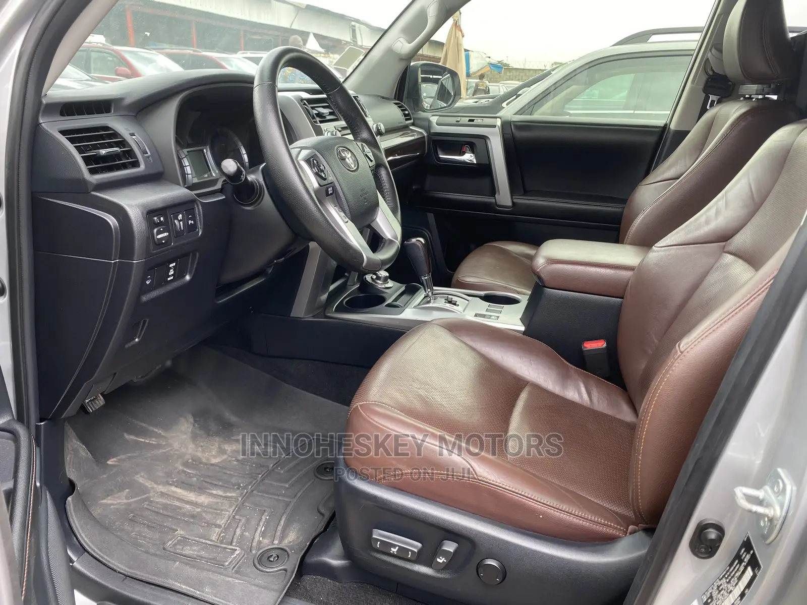 Toyota 4-Runner Limited 4dr SUV 4WD (4.0L 6cyl 5A) 2015 Silver