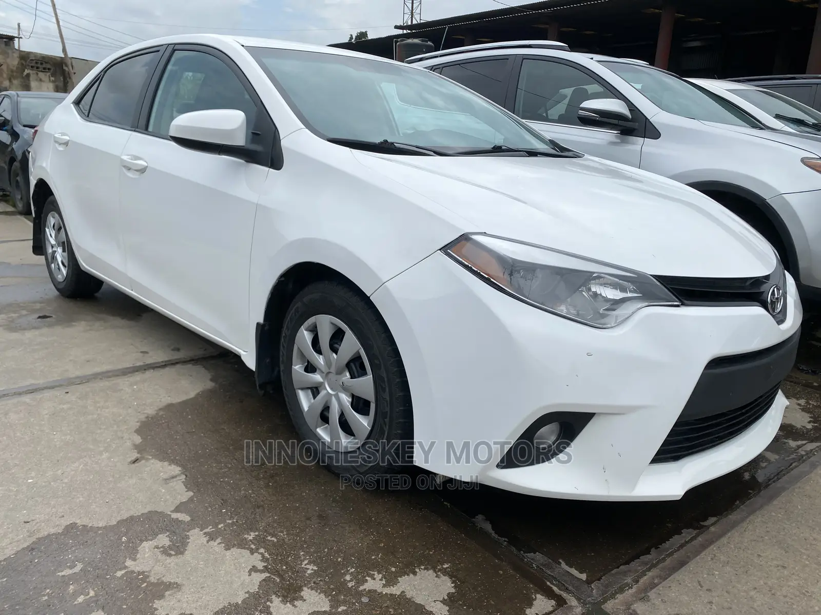 Toyota Corolla 2014 White