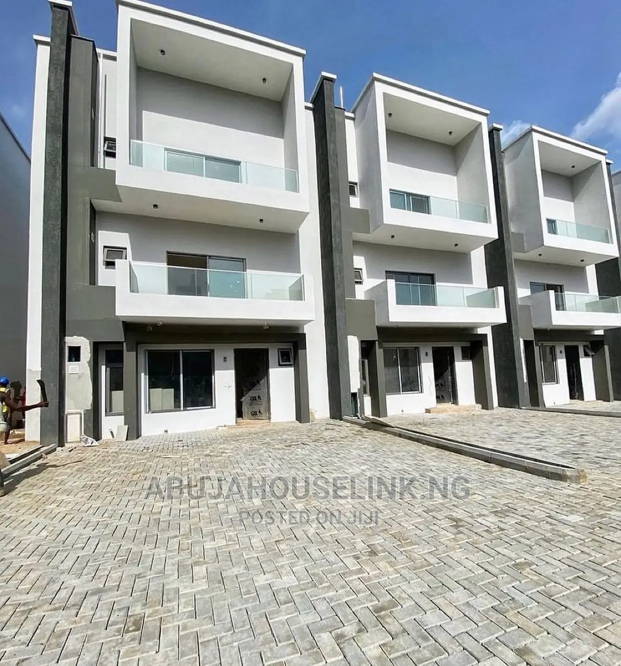 4bdrm Townhouse/Terrace in Jabi by Lakeside for Sale