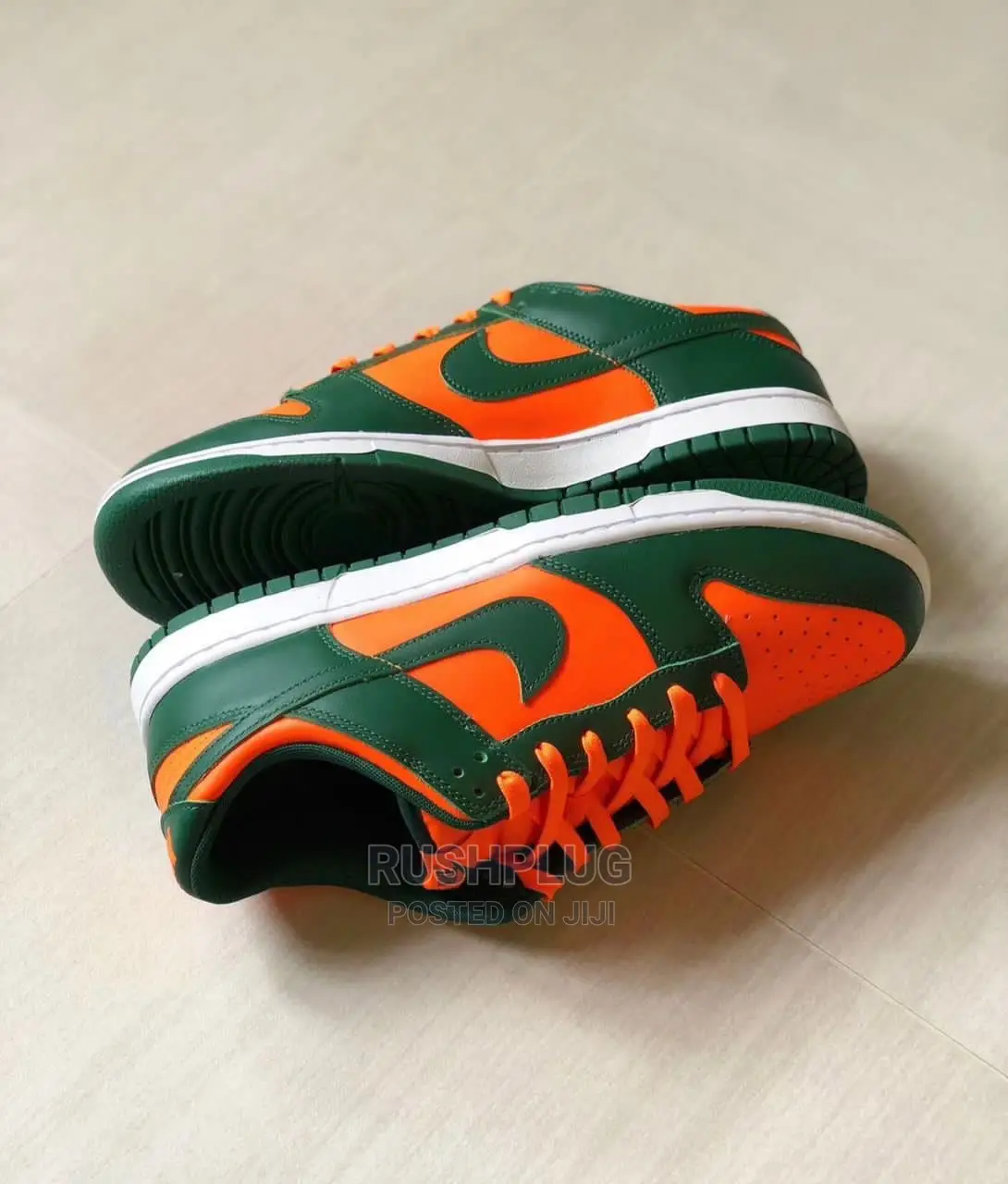 Nike Sb Dunk Low “Miami Hurricanes” Sneaker’S
