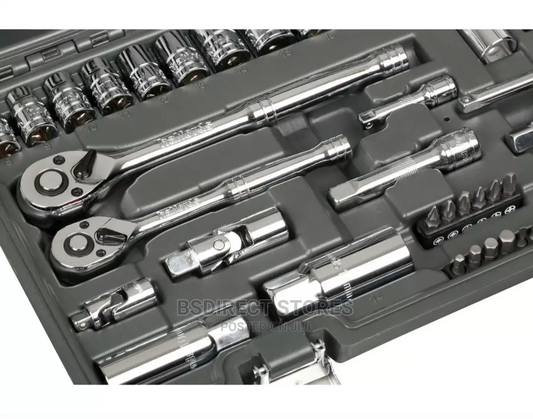 Halfords 1/4" and 3/8" Drive Metric 50 Piece Socket Set