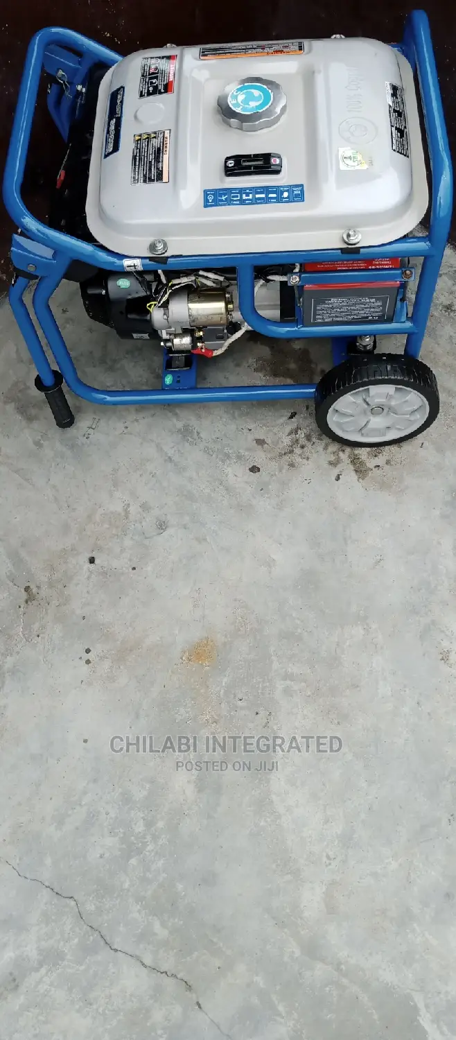 1 Month Old 3.75KVA THERMOCOOL TEC 3500ES Keystart Generator