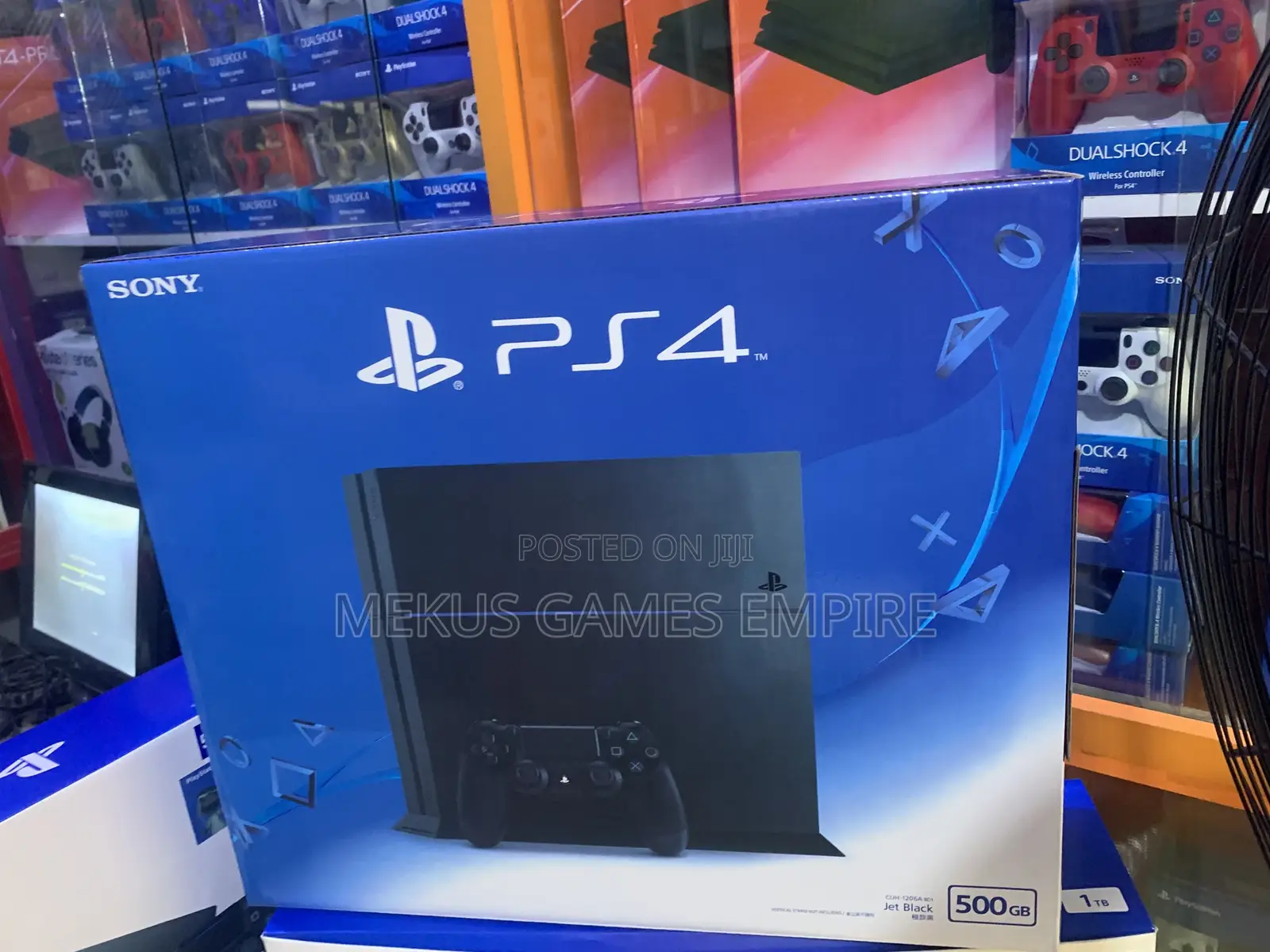 Ps4 Console + 10 Installed Both Fifa/Pes 25 More