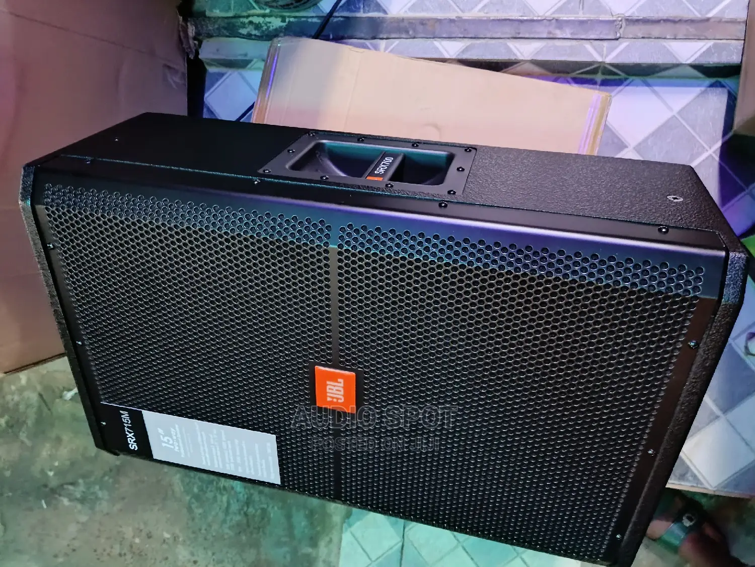 JBL SRX-715m Stage/Feedback Monitor