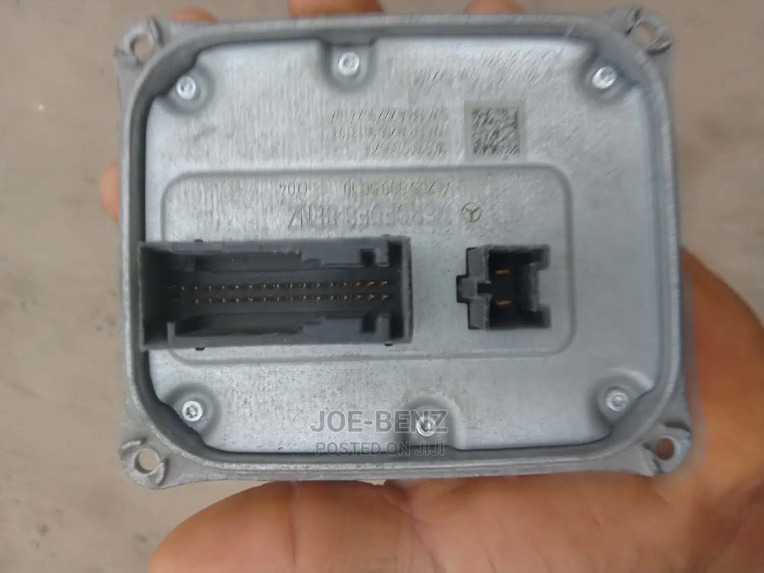 C300 2017 Headlight Charger