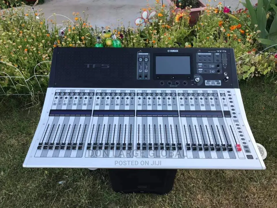Yamaha Digital Mixer Tf5