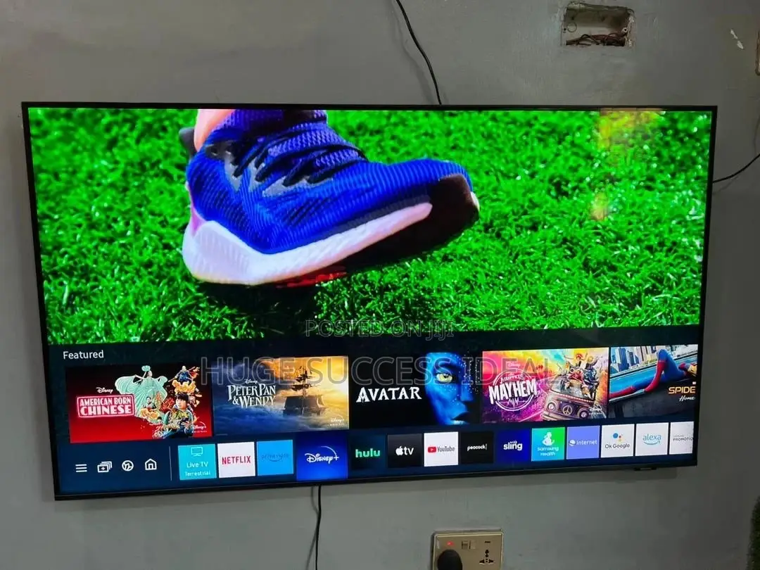 SAMSUNG 55" Smart Ultra HD HDR QLED TV With Alexa (2021)