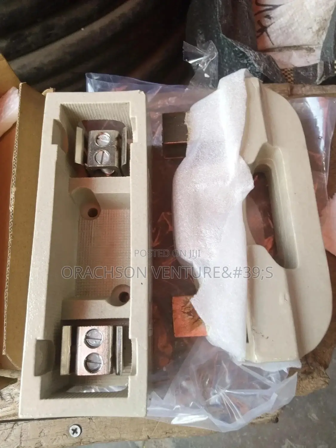 200amps GSR Fuse and Base