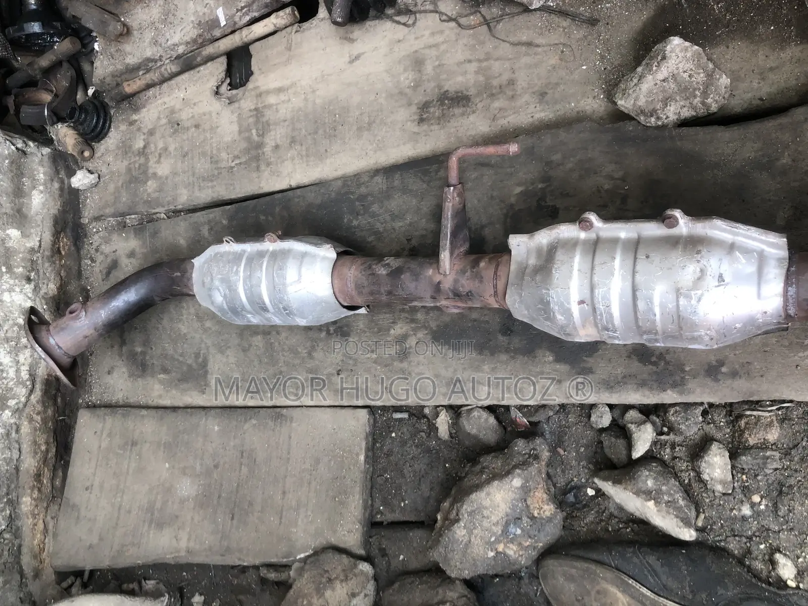 Exhaust Catalyst for Prado
