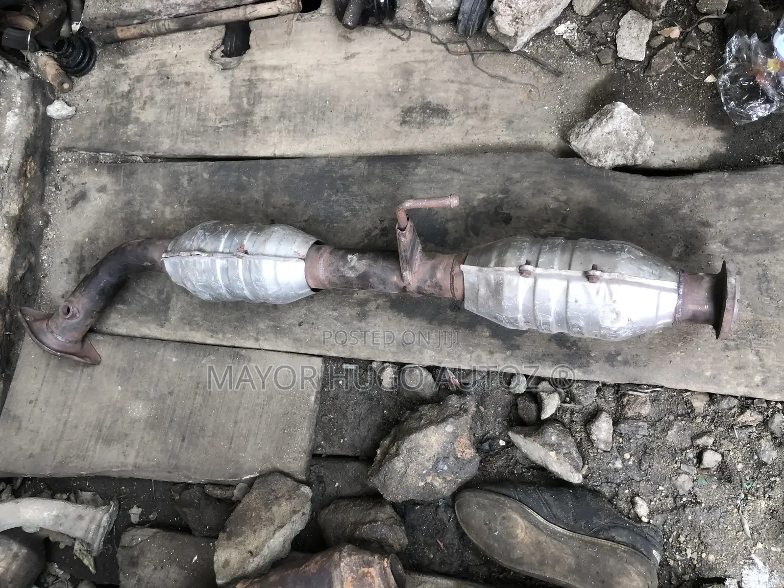 Exhaust Catalyst for Prado
