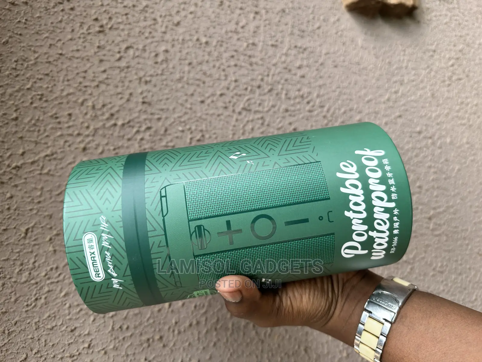 Remax Rb M66