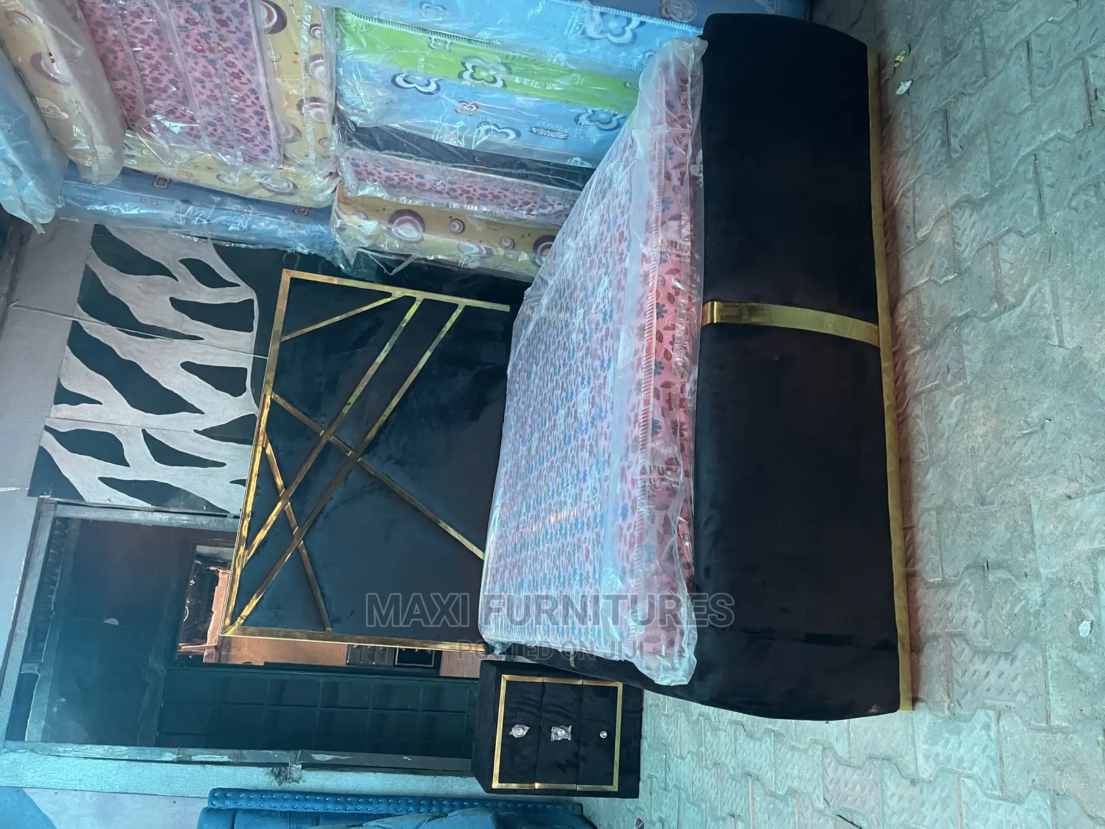 4 and Half Set of Bed