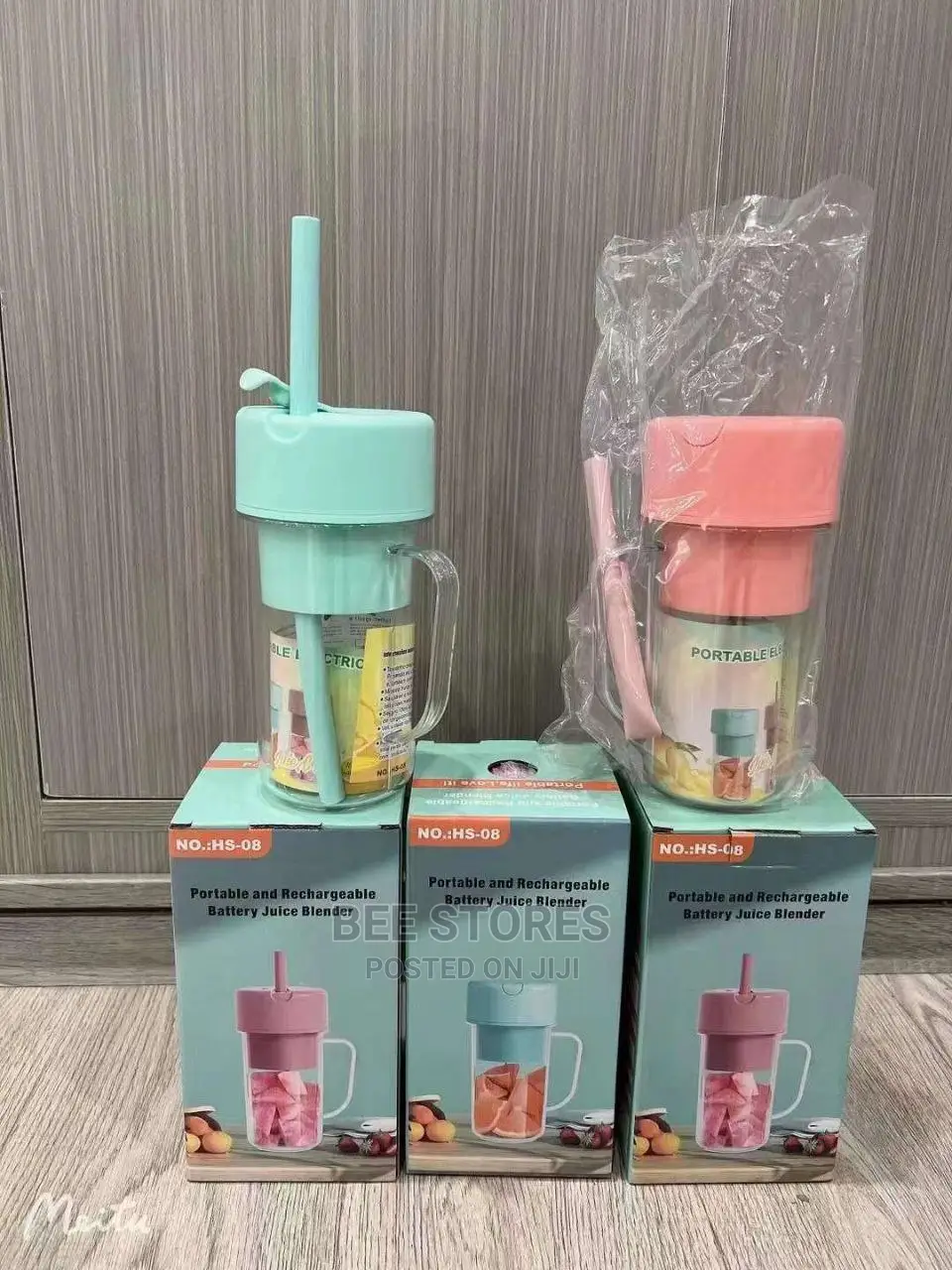 Rechargeable Portable Juicer Blender With Handle and Straw