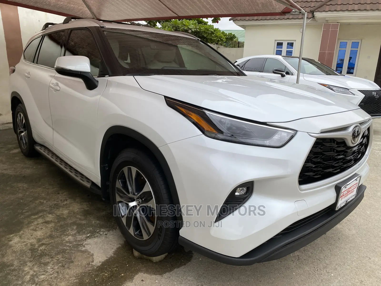 Toyota Highlander XLE 2022 White