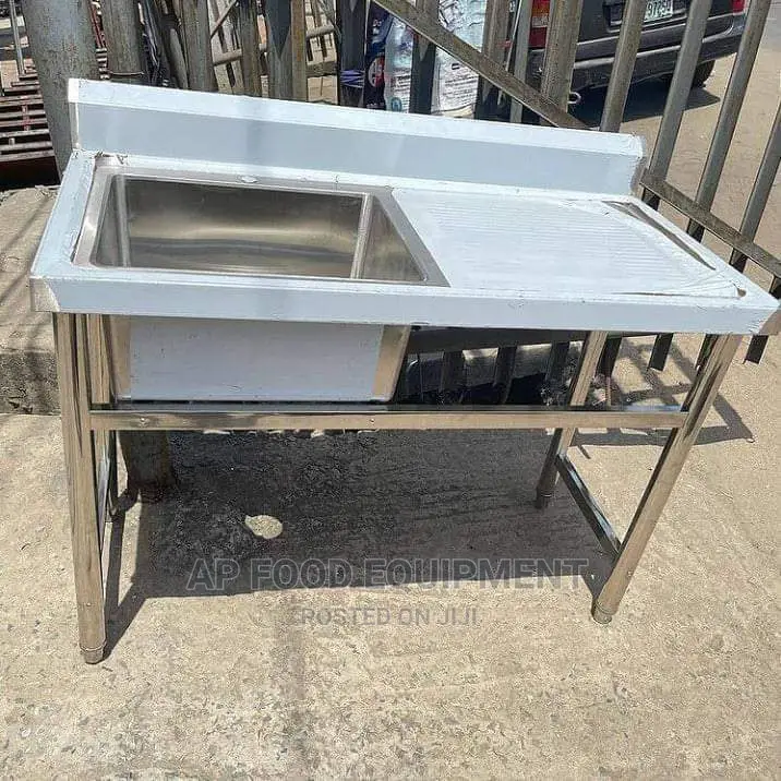Single Sink With Side Table 