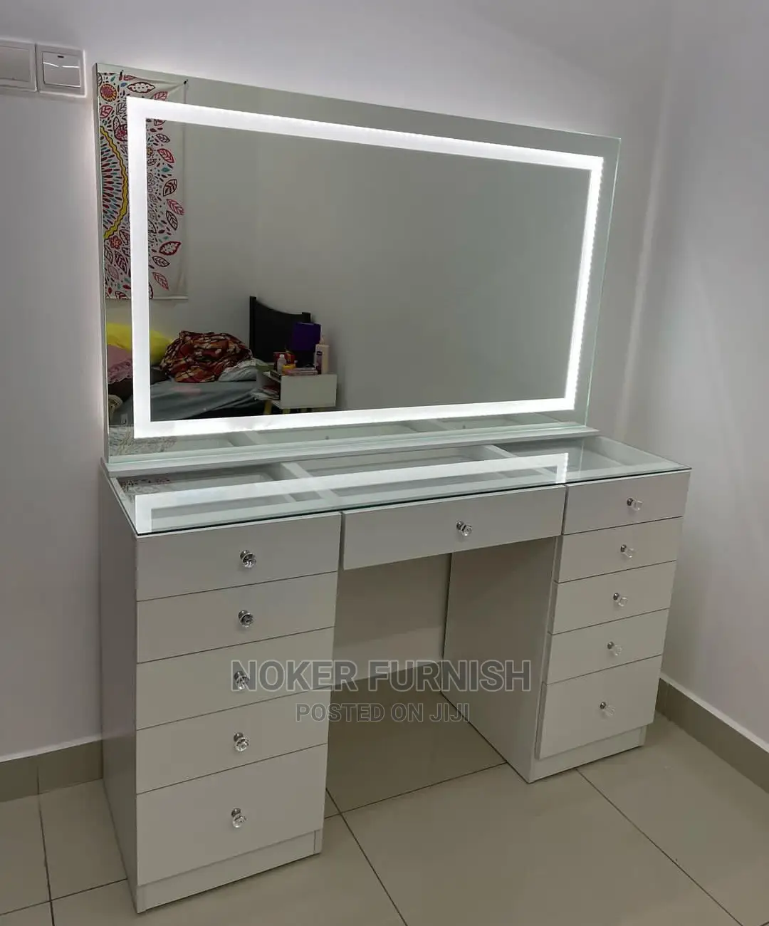 Bigger Makeup Dresser Mirror