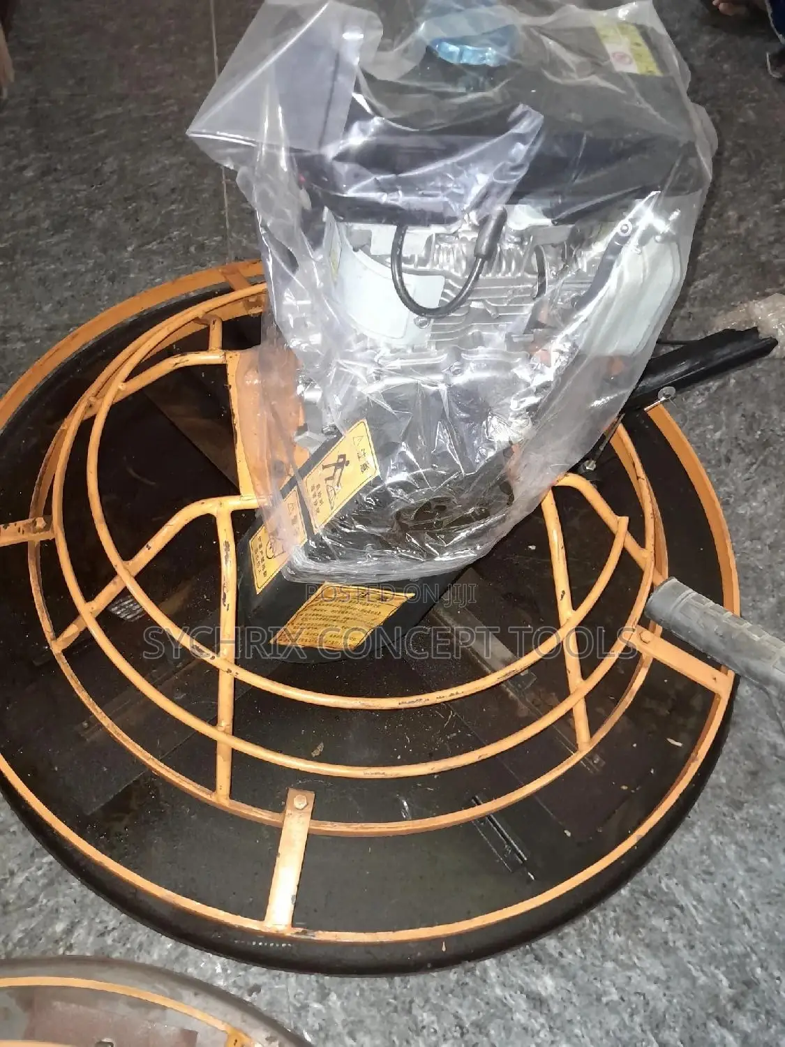 14 Inches Power Trowel