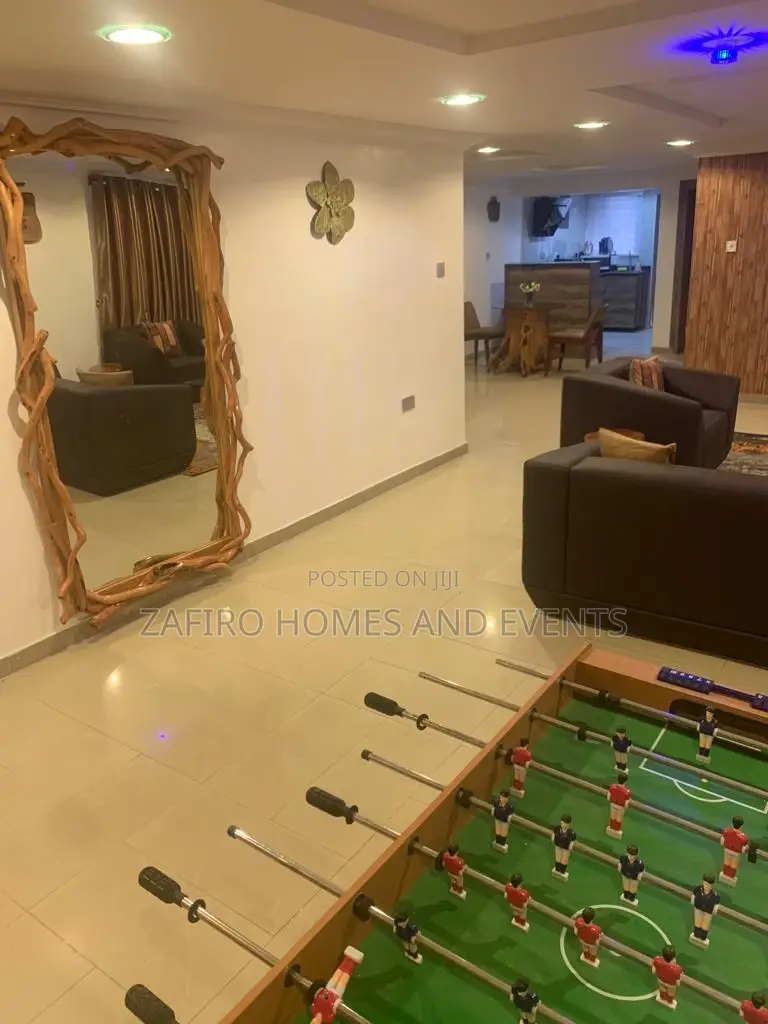 Luxury 3 Bedroom Shortlet Apartment Near D Rovans Ring Road