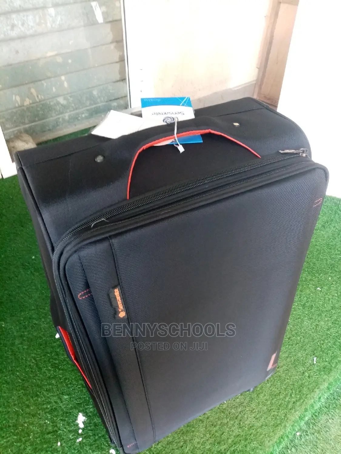 Big Sensamite Classic Traveling Luggage Box