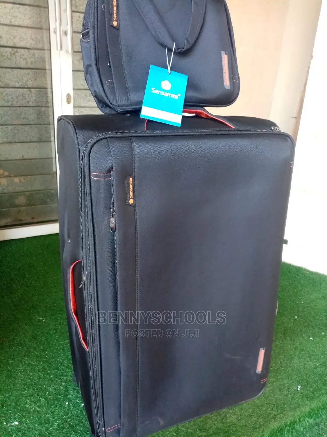 Biggest Jumbo Sensamite Clasic Traveling Luggag Box and Kit