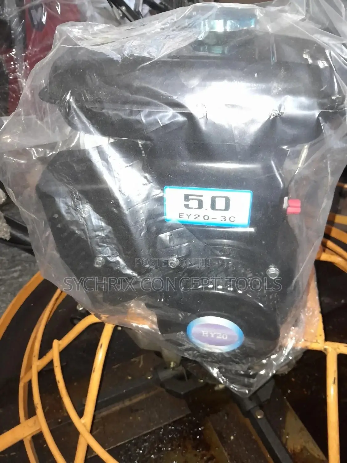 14 Inches Power Trowel