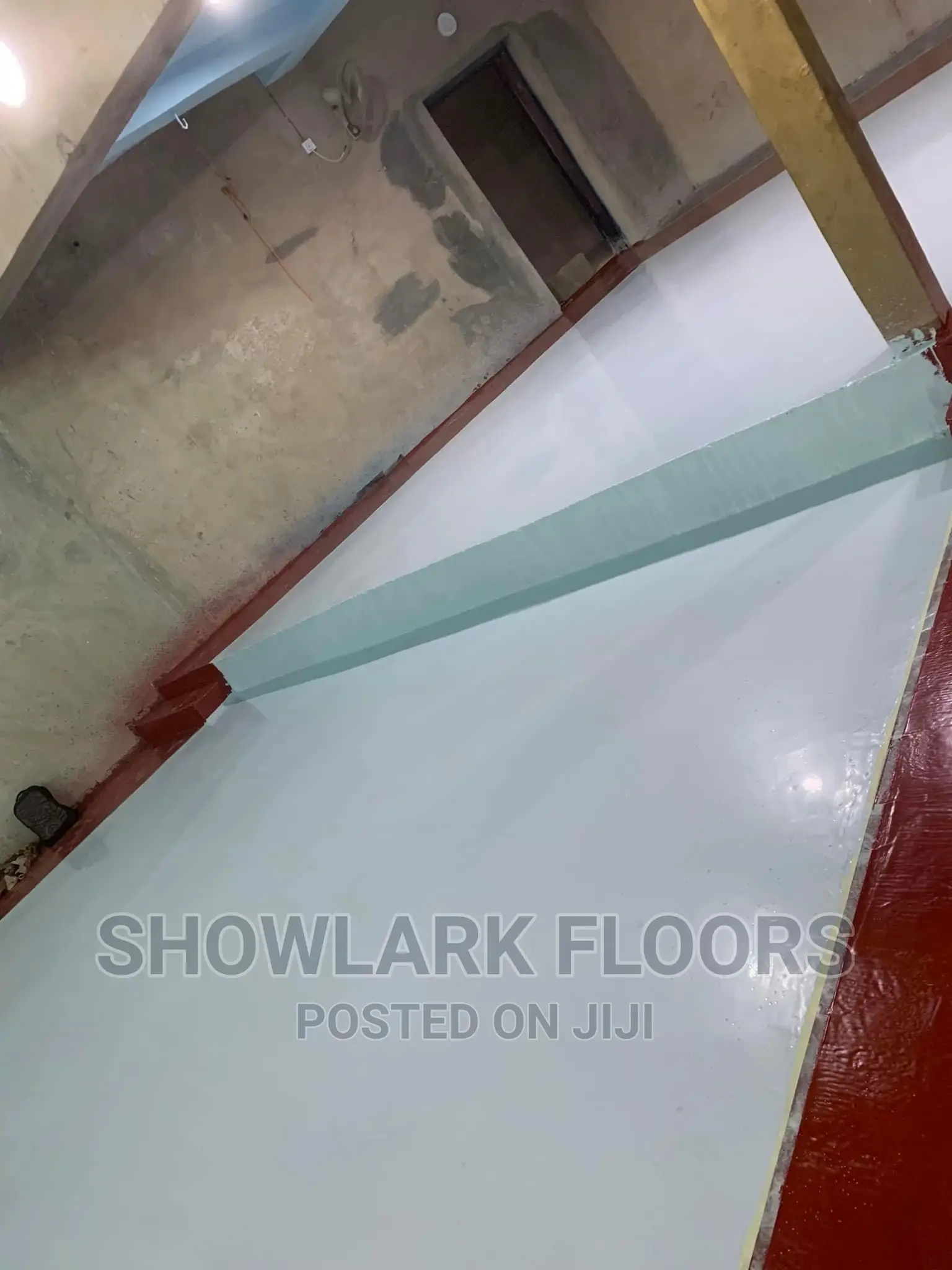 Jolly Glossy Epoxy Floor