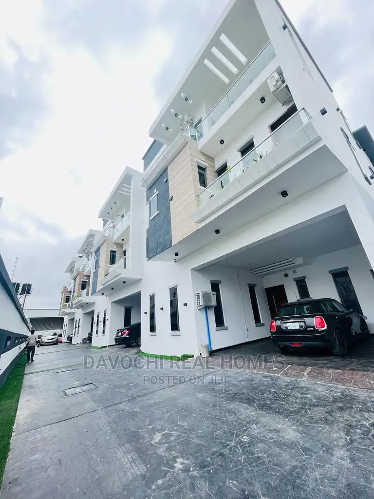 4bdrm Duplex in Ologolo Estate, Lekki for rent