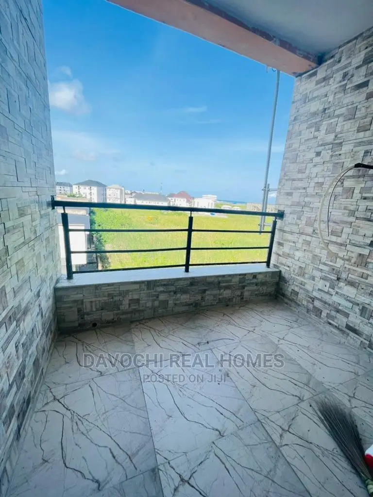 3bdrm Apartment in Ikate Lekki Phase for rent