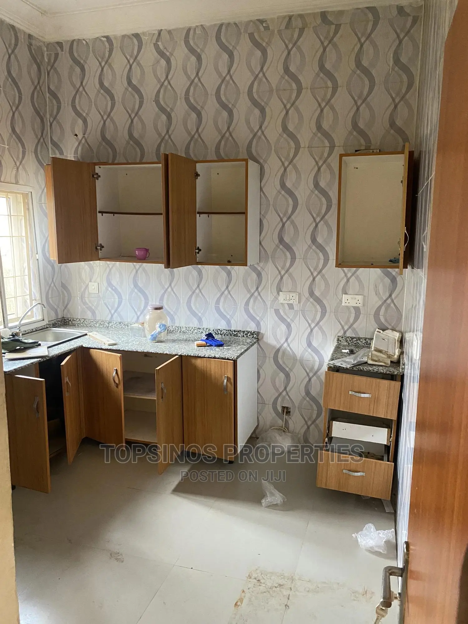 2bdrm Block of Flats in Dawaki for rent