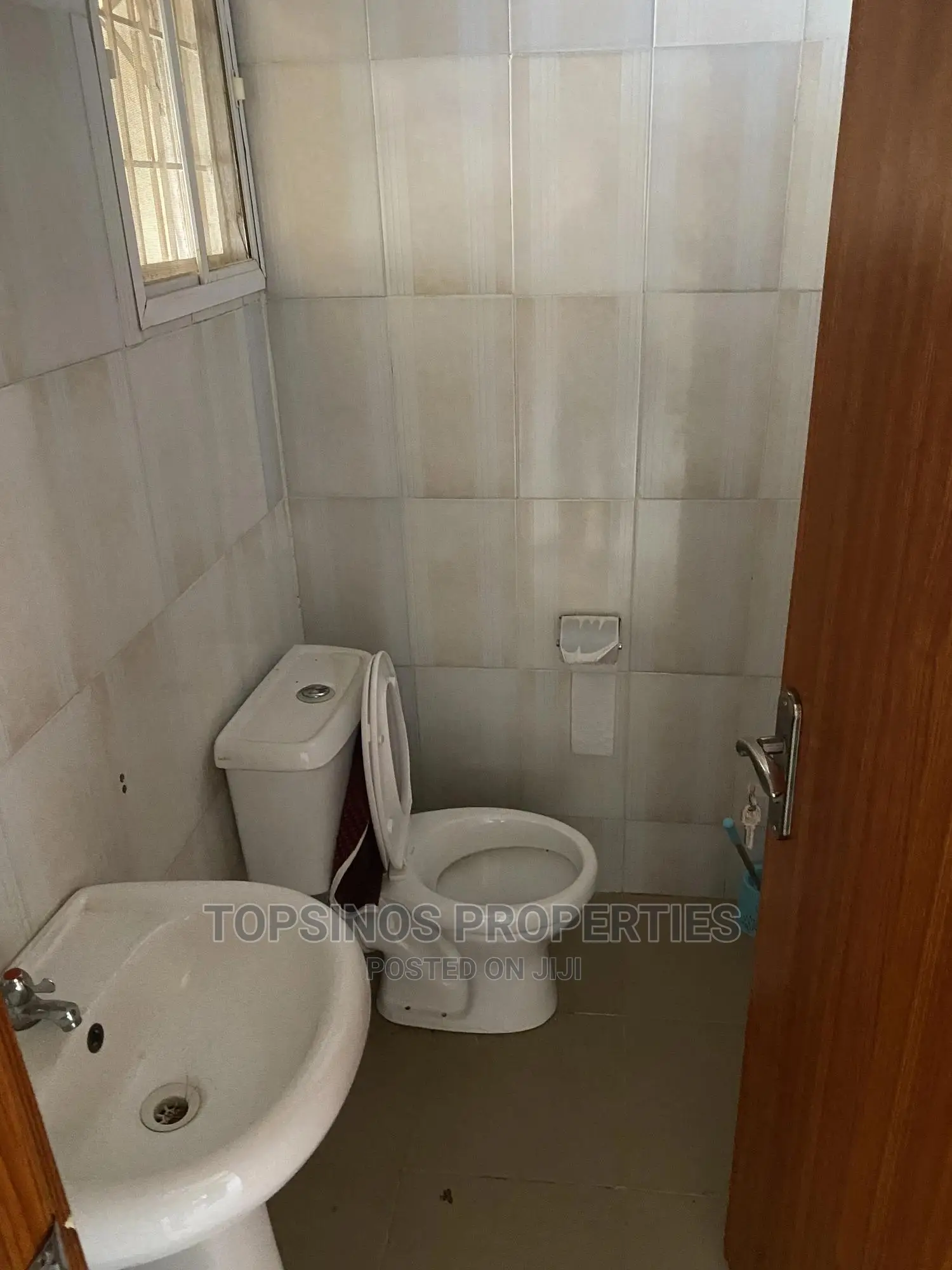 2bdrm Block of Flats in Dawaki for rent