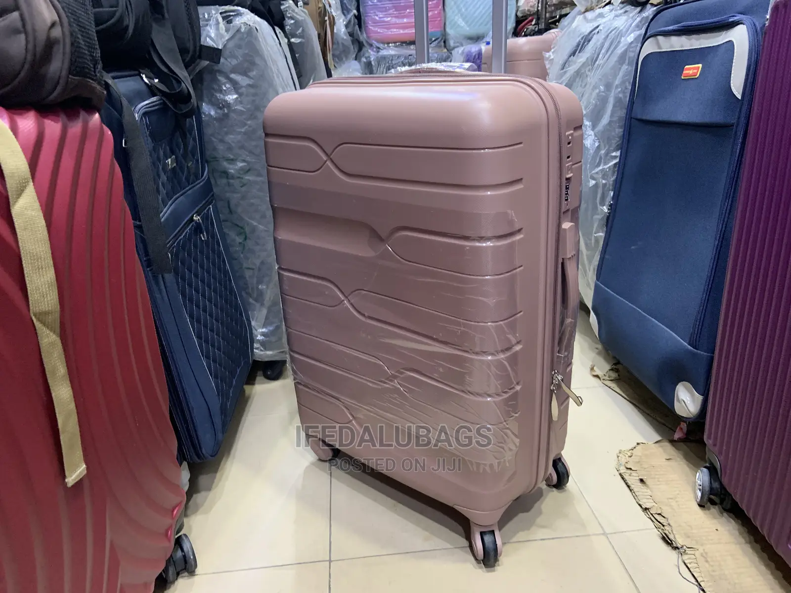 Medium Size Quality Imported Unbreakable Plastic Box