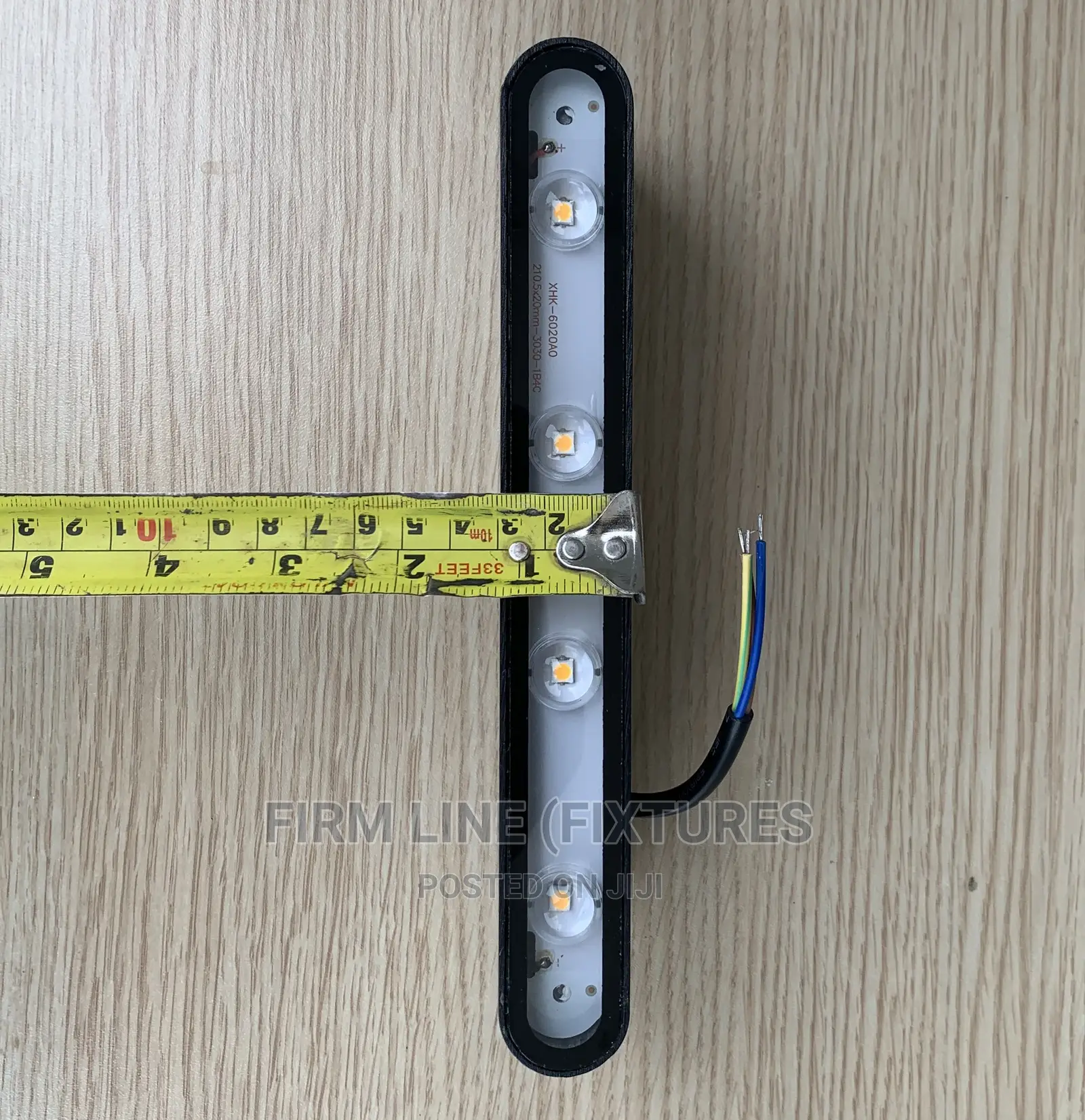 8W 4LED Up/Down Slim Outdoor Waterproof Wall Light