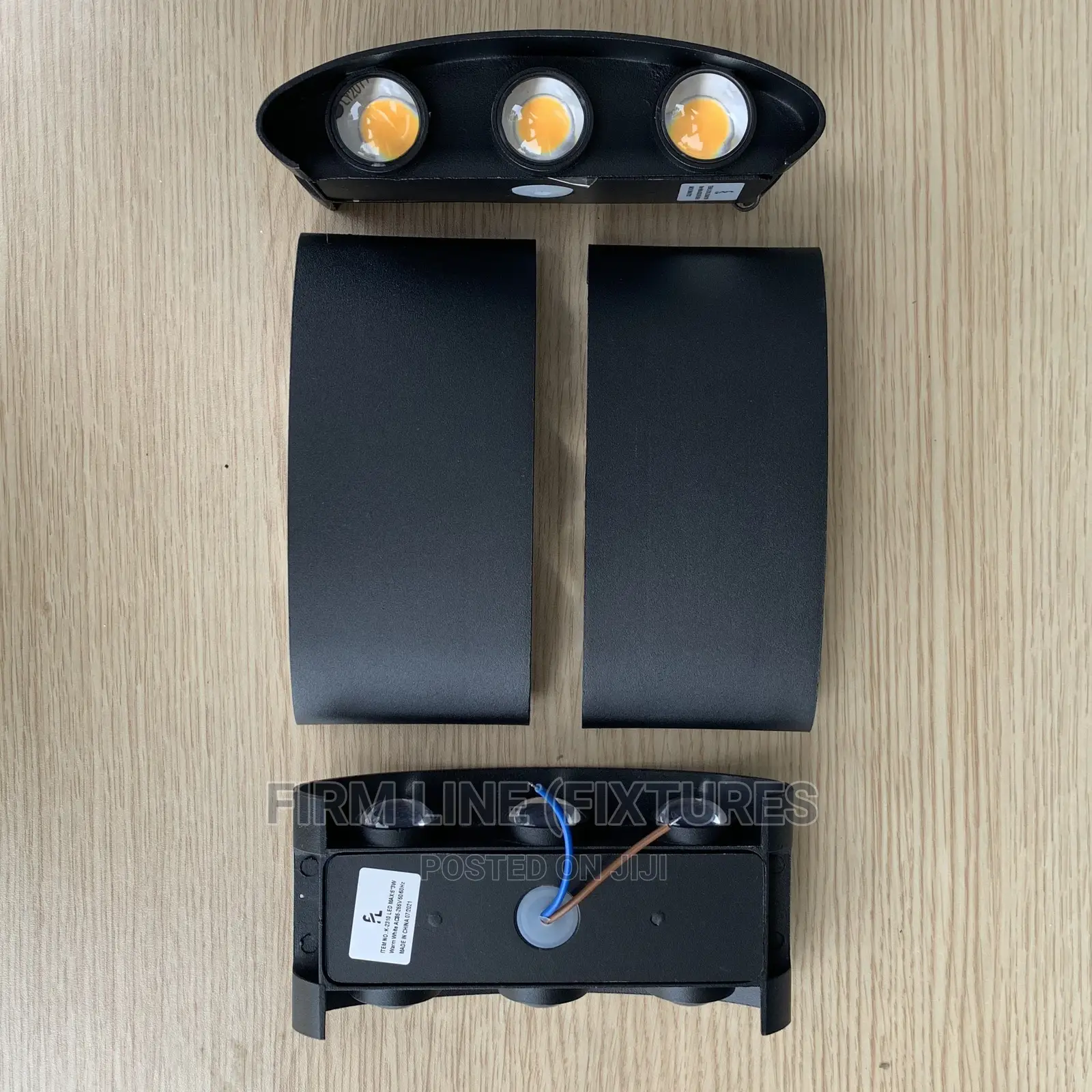 Curved (6w/3led Up/Down) Outdoor Waterproof Wall Light