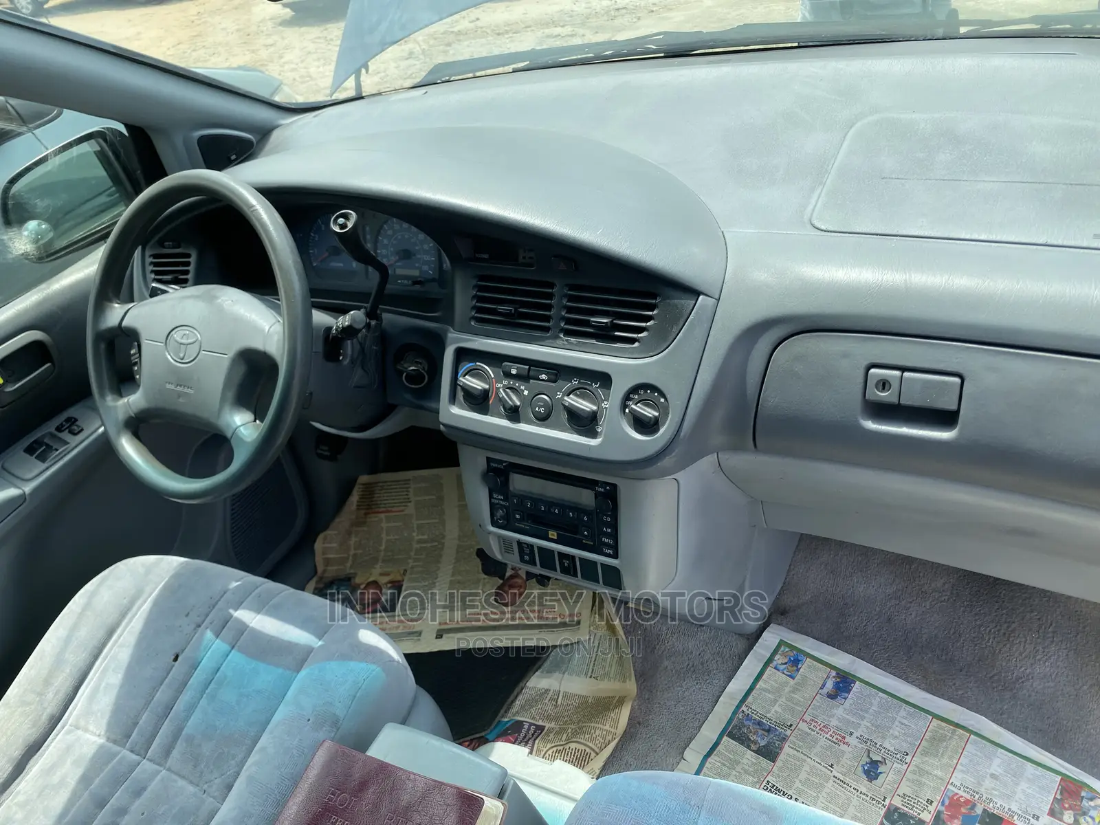 Toyota Sienna LE 2002 Blue