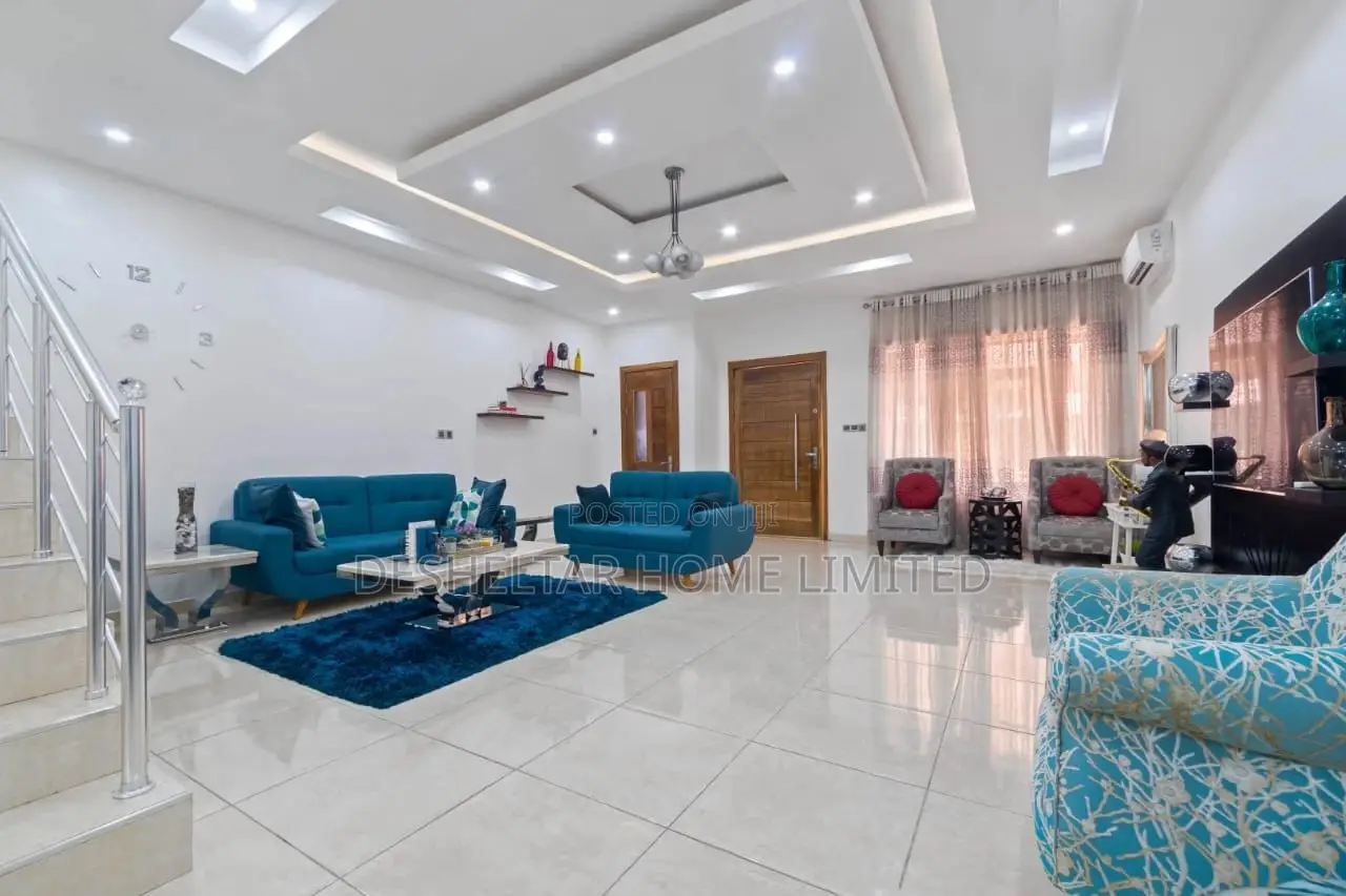 Furnished 3bdrm Block of Flats in Prime Waters 2, Lekki Phase 1