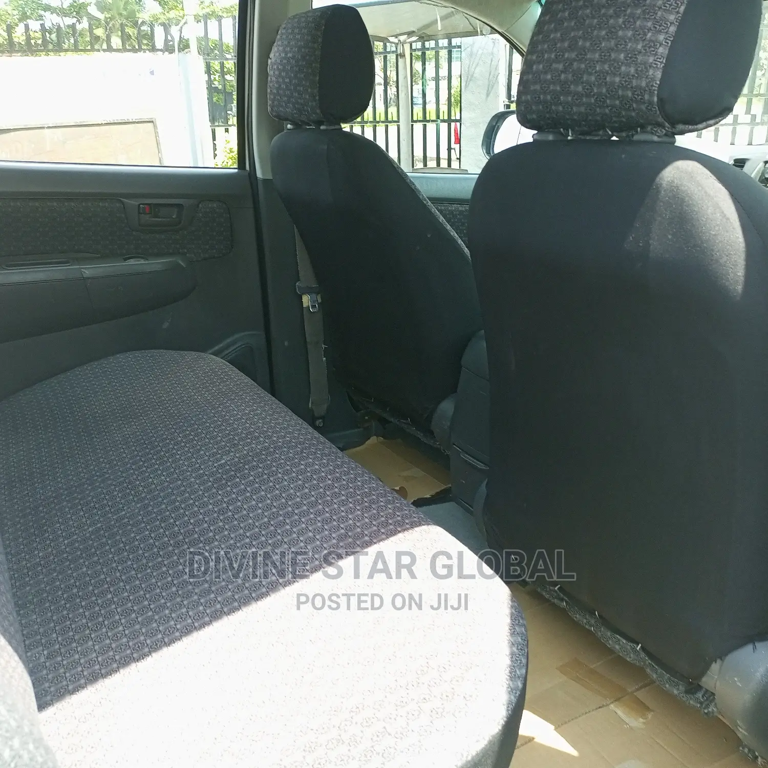 Toyota Hilux WORKMATE 4x4 2014 White