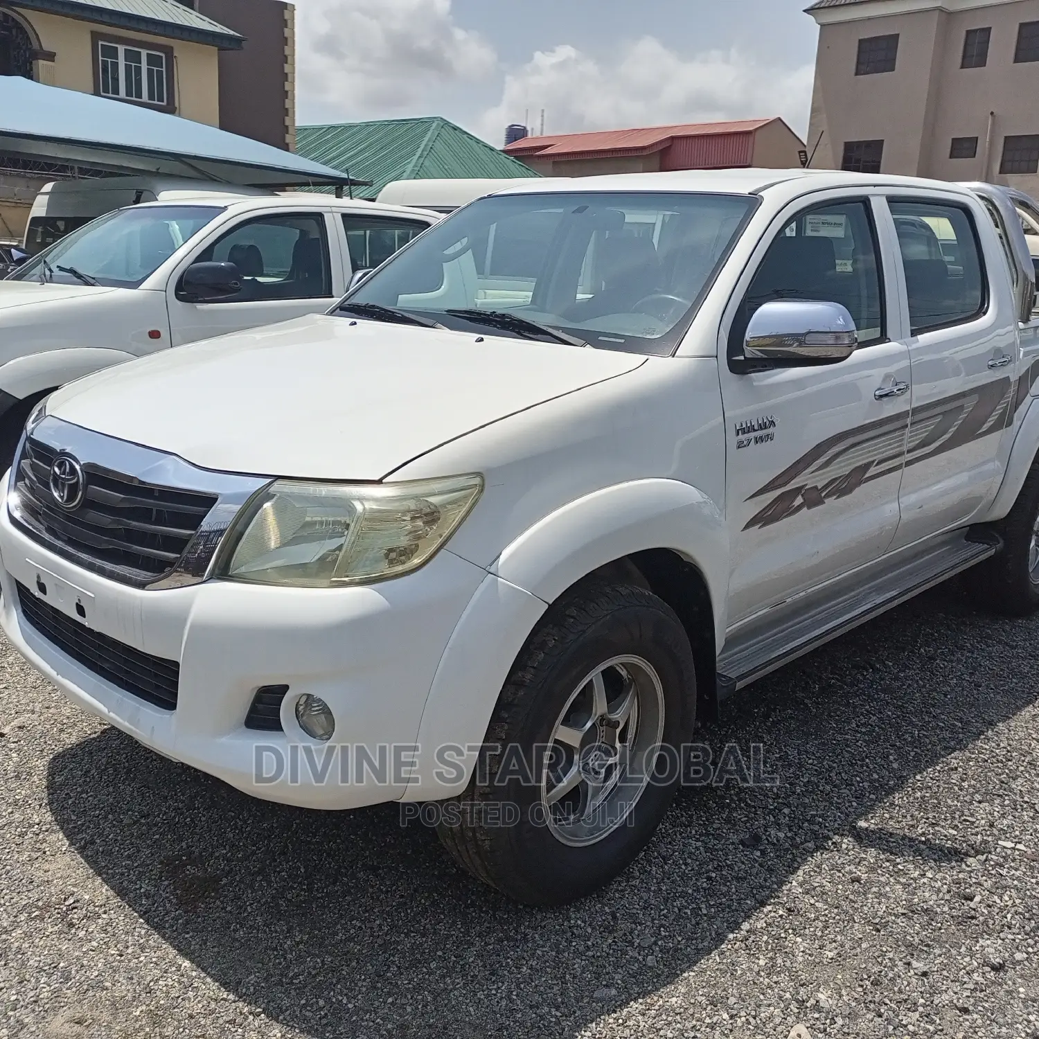 Toyota Hilux WORKMATE 4x4 2014 White