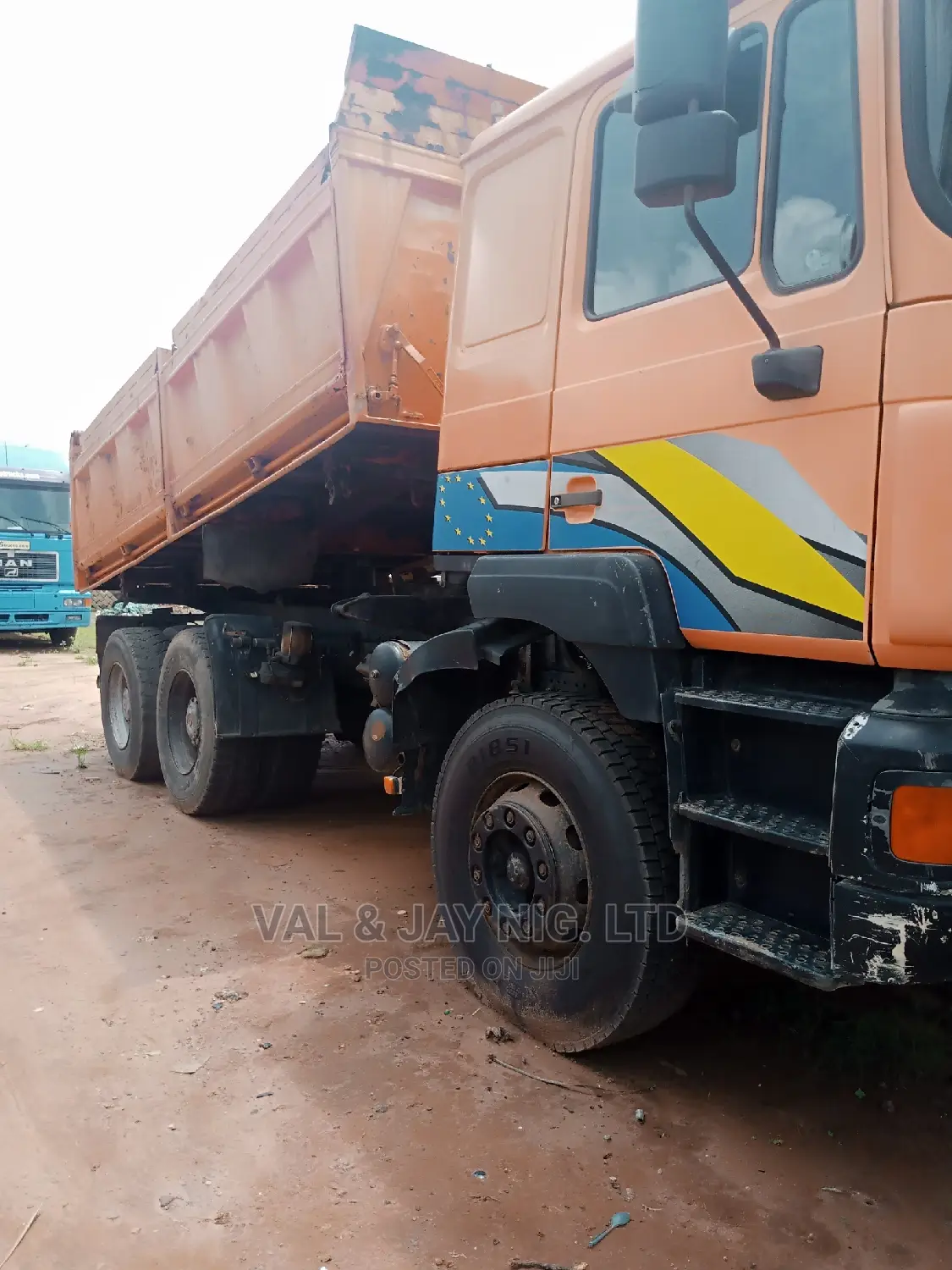 10 Tyres Man DIESEL Tipper (30 Tons)