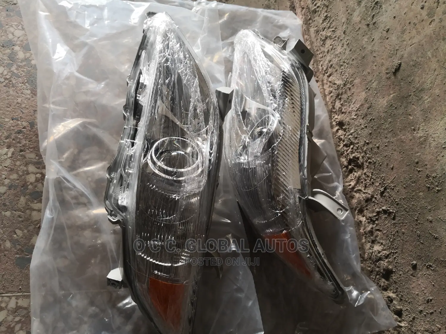 Headlamp Camry 2010 Model