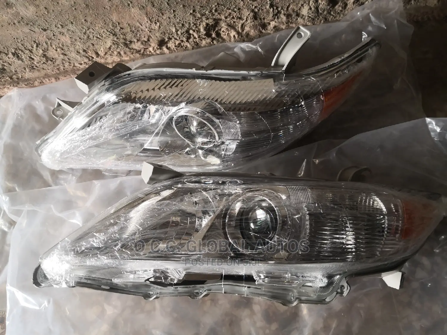 Headlamp Camry 2010 Model