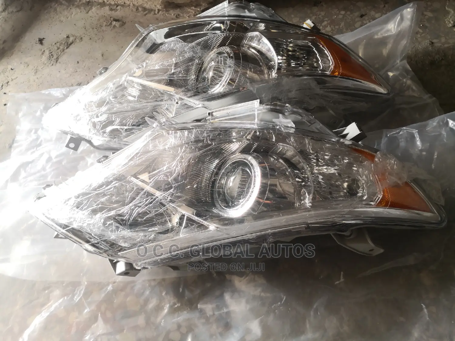 Headlamp Camry 20012 Model