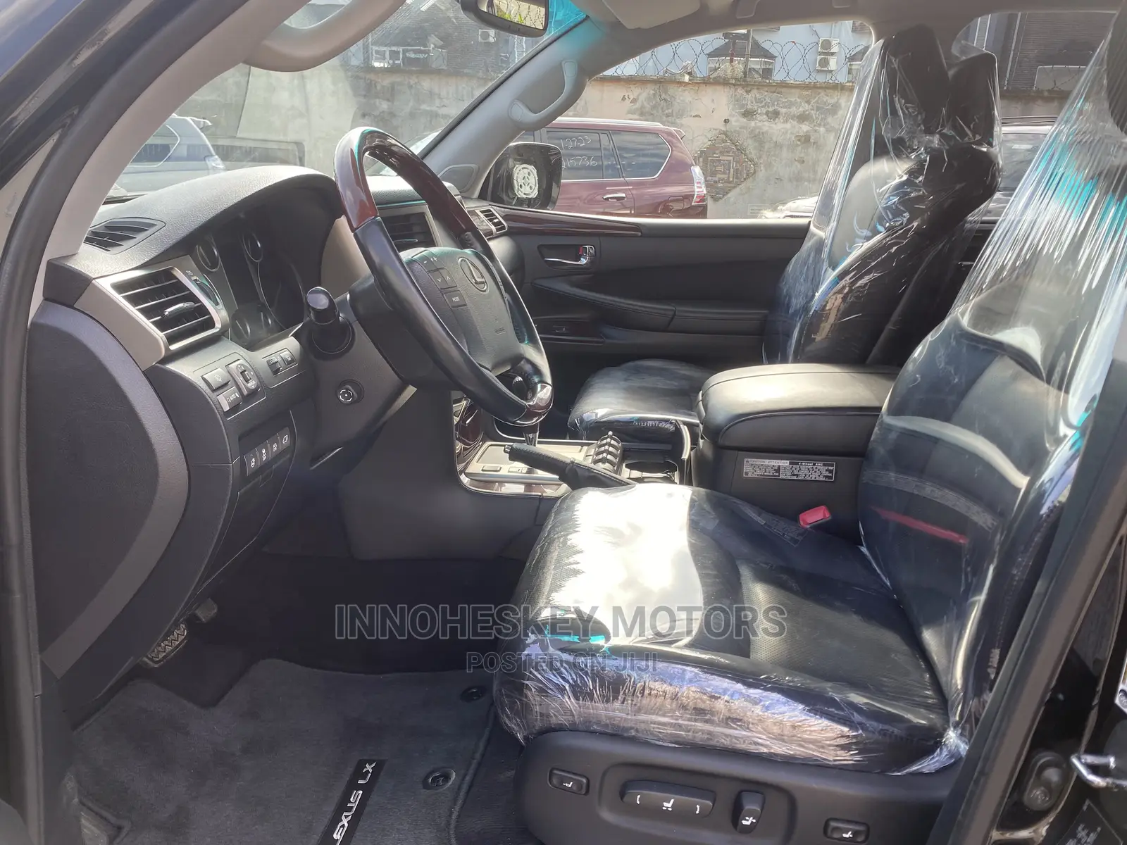 Lexus LX 570 AWD 2013 Black