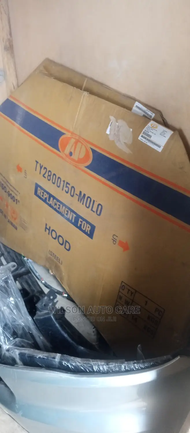 Bonnet Corolla 2005 Model