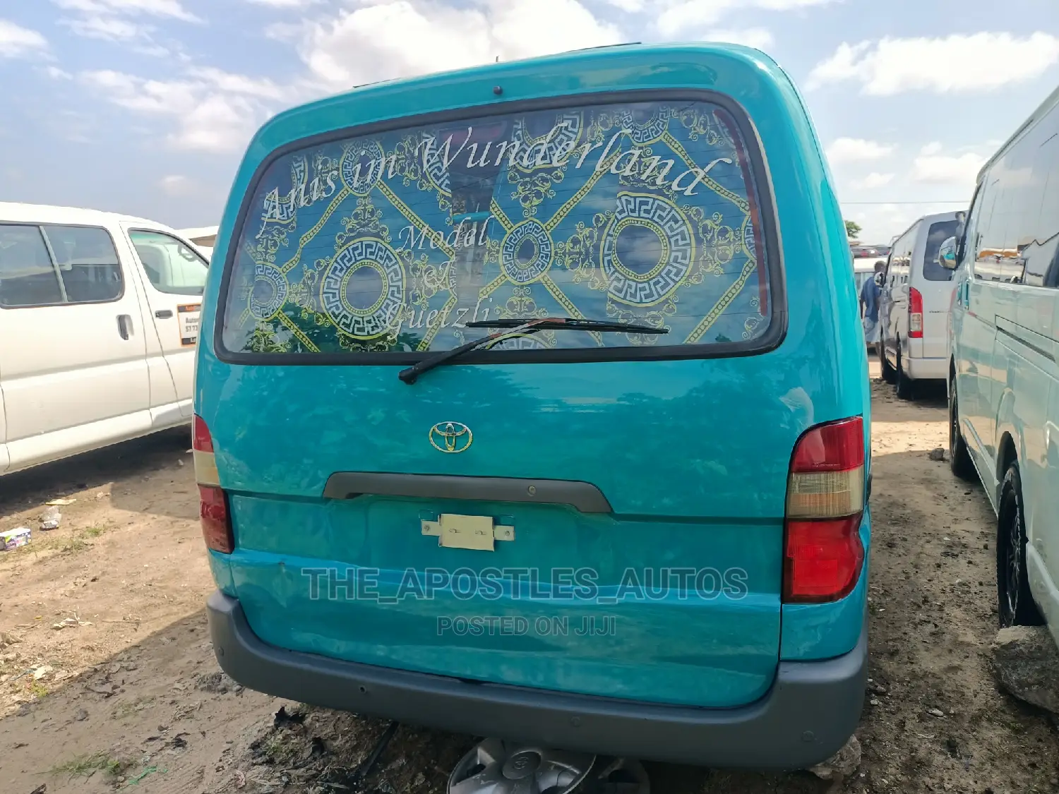 Toyota HiAce 2002 Blue